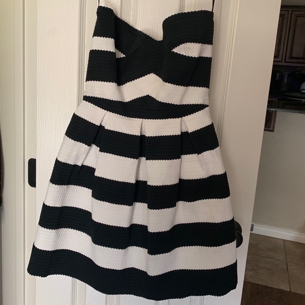 Strapless dress BCBGMaxAzria